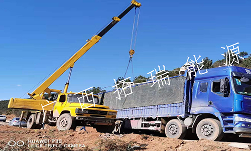 云南省會澤縣光伏扶貧項目開工喜訊